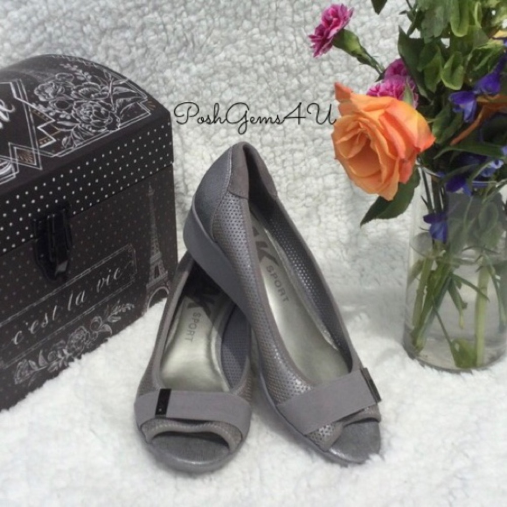 PRELOVED ✨ Anne Klein Sport Wedges